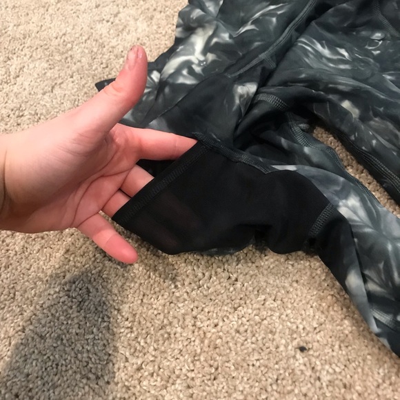 Adidas believe this parley 7/8th tight - Picture 3 of 4